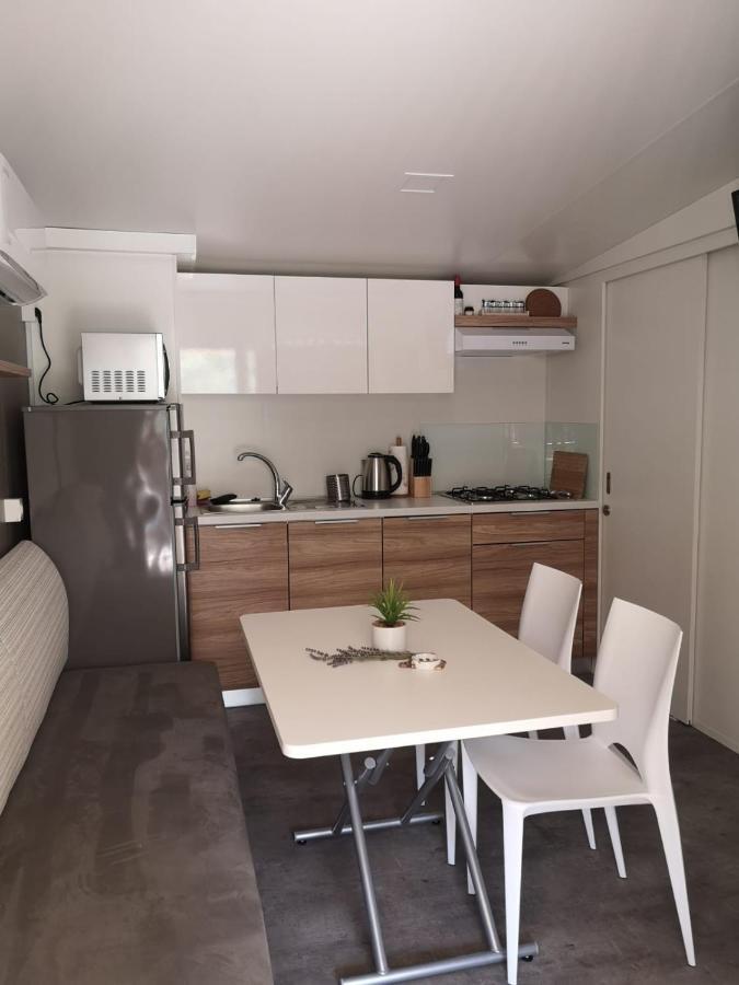 Oaza Mira Mobile Houses - Camp Basko Polje #Bestoffer Baška Voda Екстериор снимка